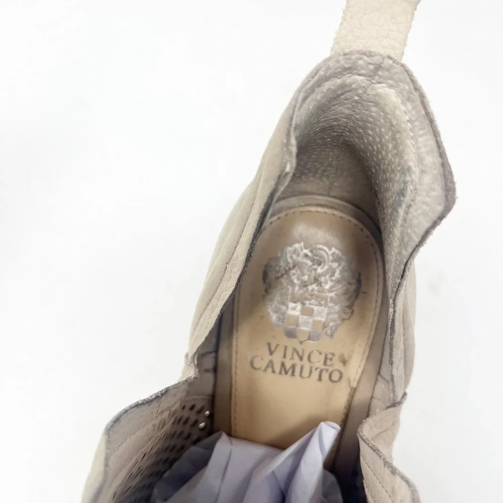 Vince Camuto vince camuto